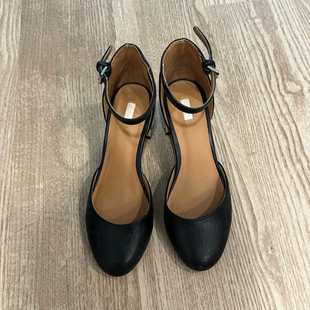 Black Diamond Shoes with Small Heel